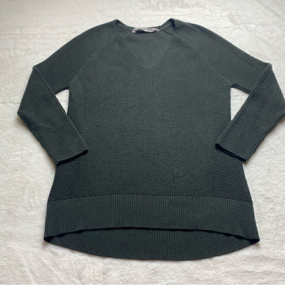 Athleta Black Hanover Knit V Neck Sweater Size XS